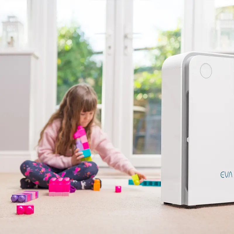 EVA Alto nine Air purifier with child playing